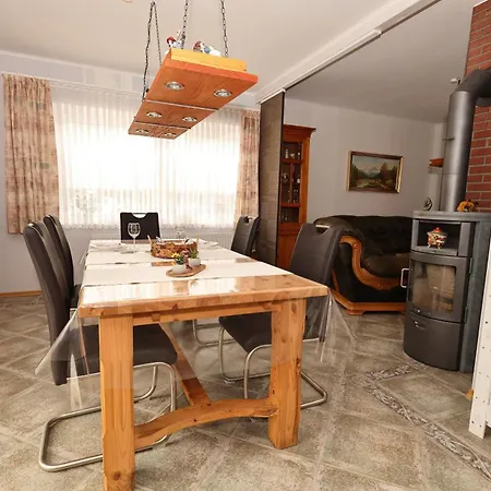 Haus Kraehennest * Nortorf